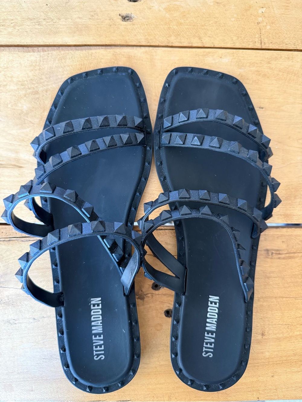 Steve Madden Black Pyramid Stud Flat Sandals